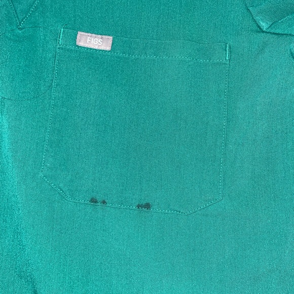 FIGS Catarina Hunter Green Scrub Top - Picture 3 of 4